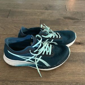ASICS Magic Speed women’s size 8.5